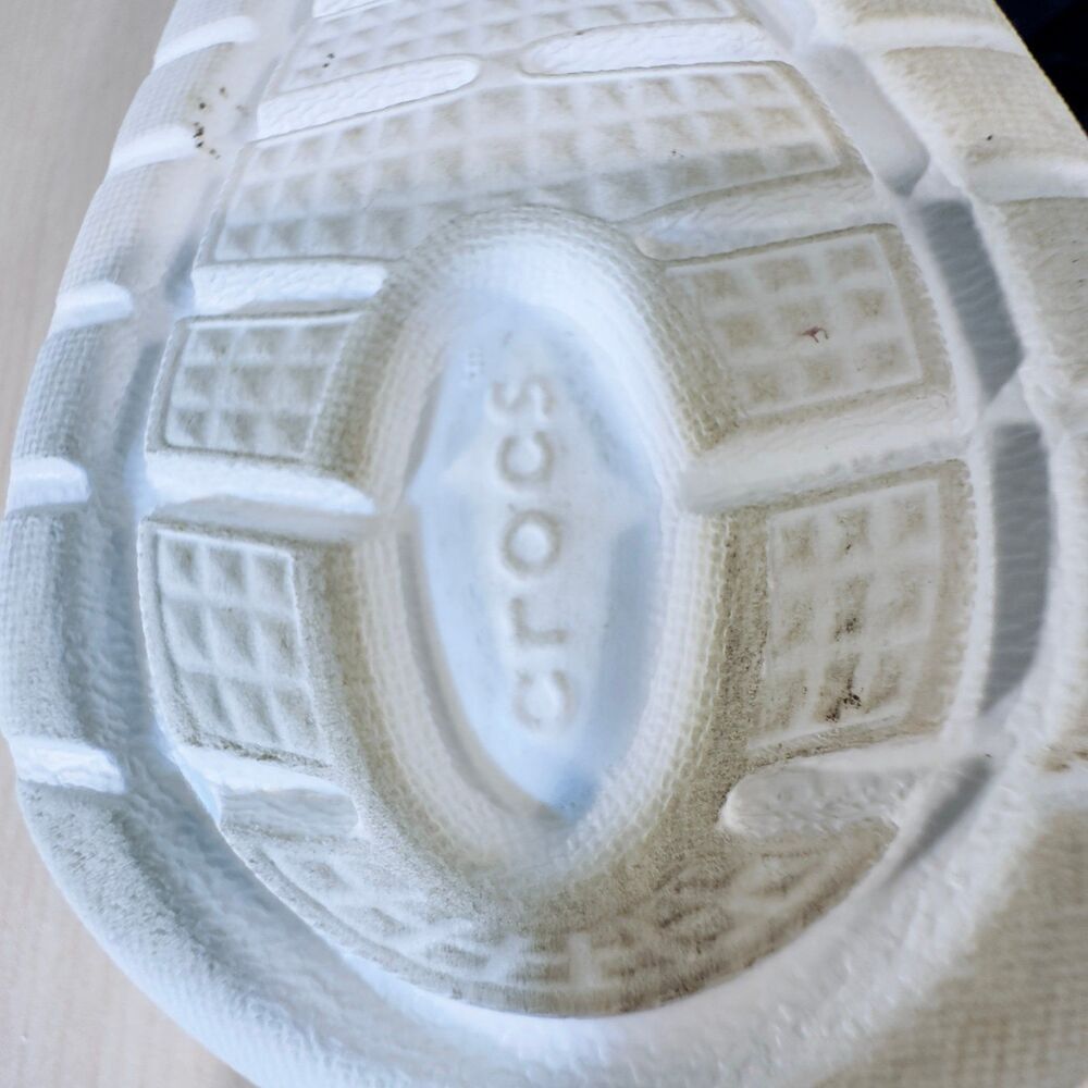 Crocs Sandals Size 10 - Picture 11 of 12
